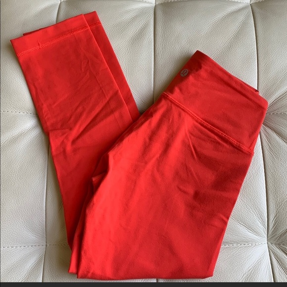 Lululemon Capri like new